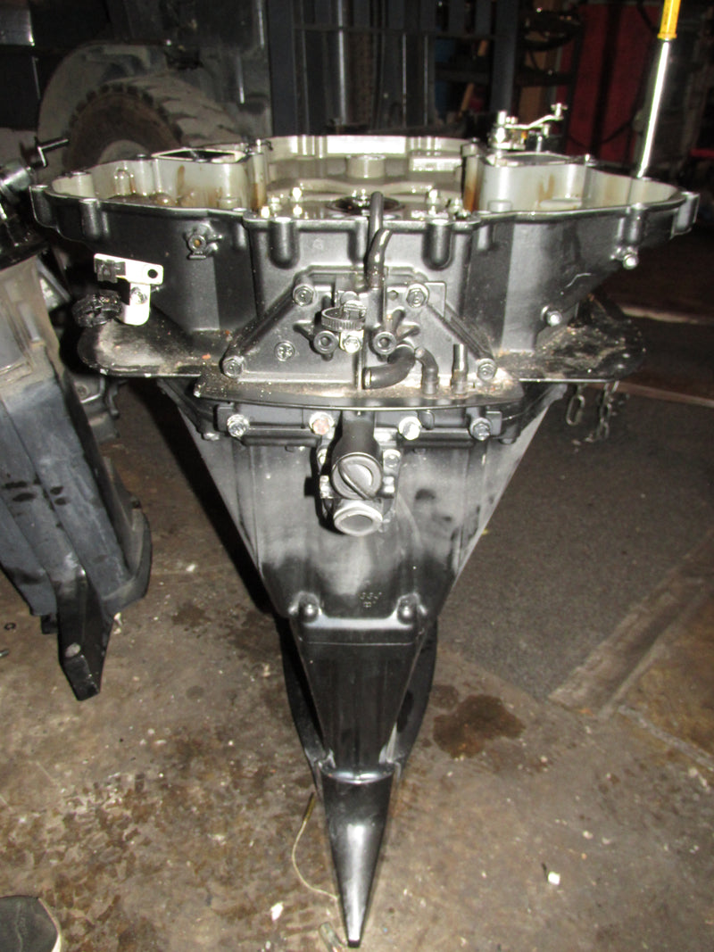 Suzuki DF250 250hp outboard 25"  midsection