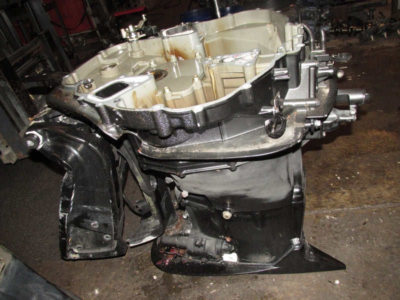 Suzuki DF250 250hp outboard 25"  midsection