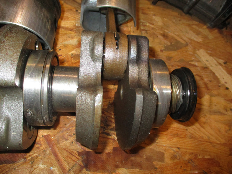 Suzuki DT40 40hp outboard crankshaft (12200-94490)