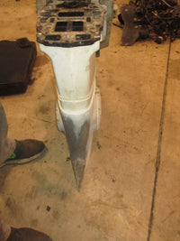 Load image into Gallery viewer, Evinrude 115hp 2 stroke outboard 25" midsection
