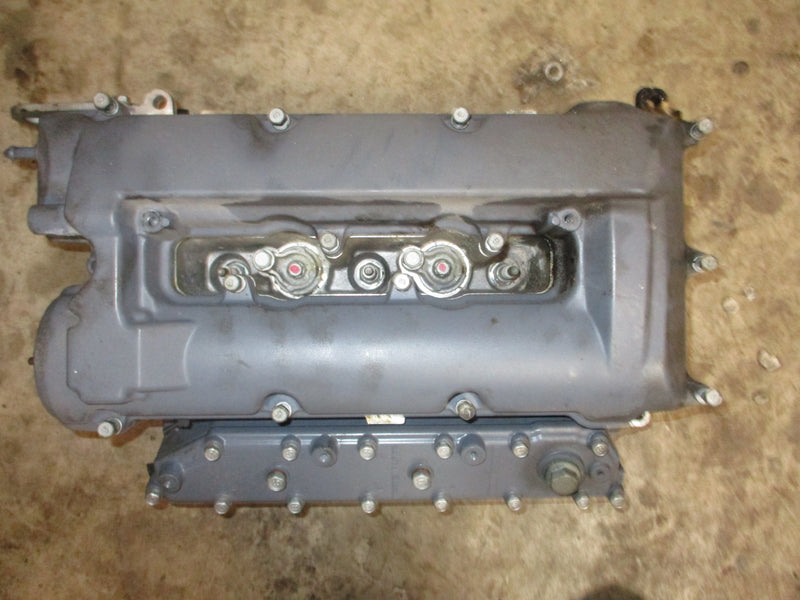 Yamaha 225hp 4 stroke outboard starboard cylinder head