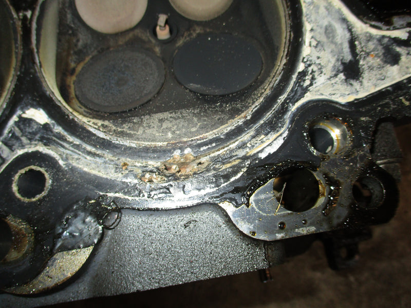 Yamaha 225hp 4 stroke outboard starboard cylinder head