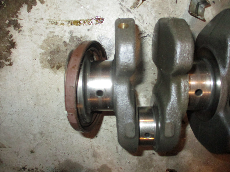 Honda BF115 115hp outboard crankshaft (13310-ZW5-000)