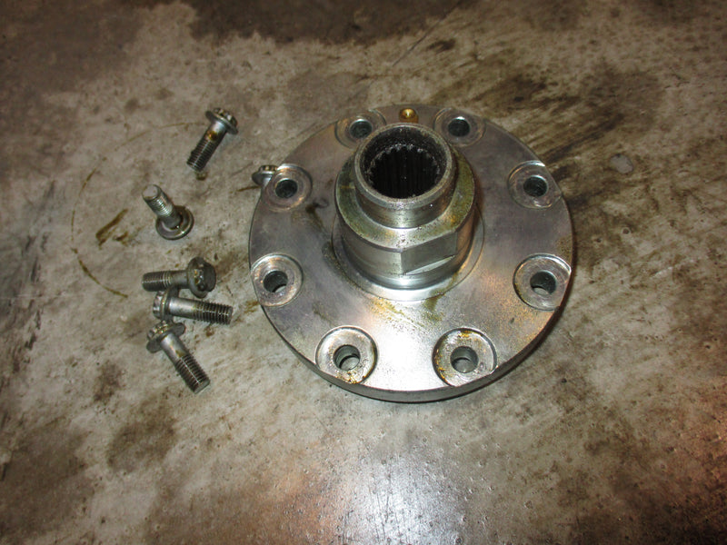 Honda BF115 115hp outboard flywheel boss (31116-ZW5-000)