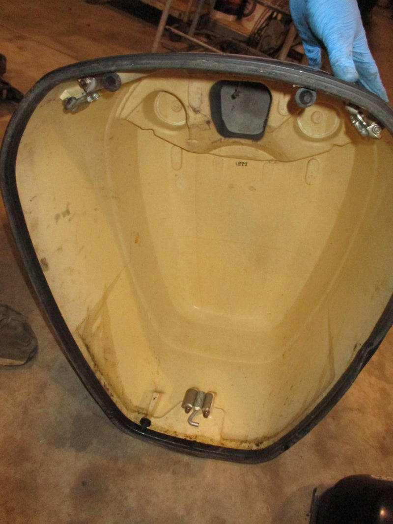 Yamaha SWS 175hp outboard top cowling
