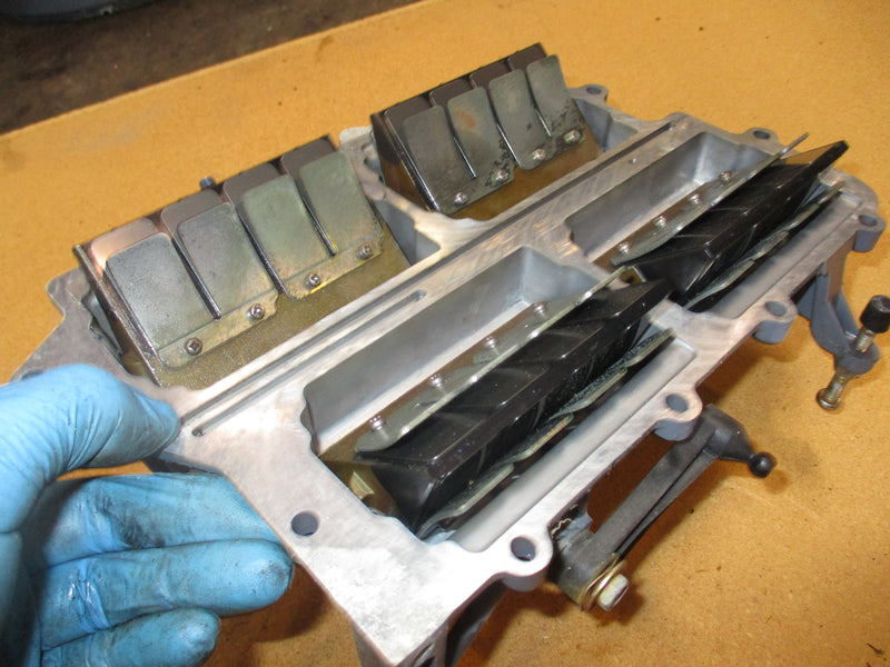 Yamaha 115hp 2 stroke intake manifold with reeds (6E5-13641-11-15)
