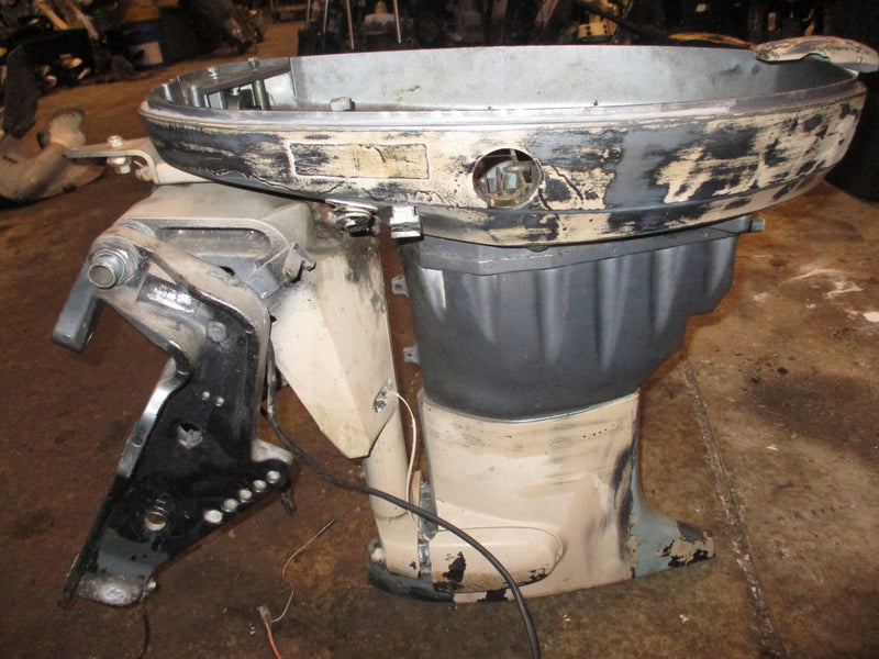 Yamaha 50hp 4 stroke outboard 20" shaft mid section