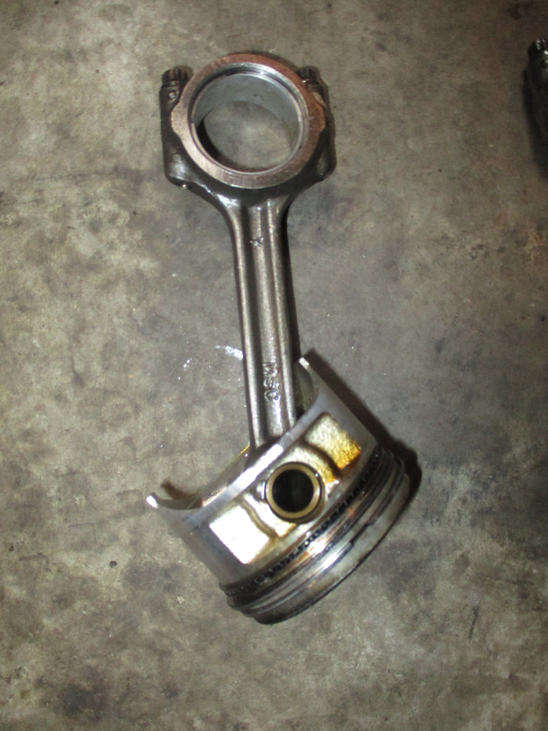 Yamaha 50hp 4 stroke outboard piston and rod (62Y-00)