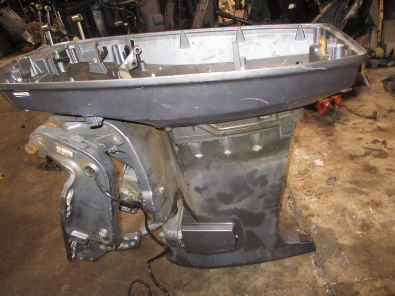 Yamaha 90hp 2 stroke outboard 20" shaft mid section