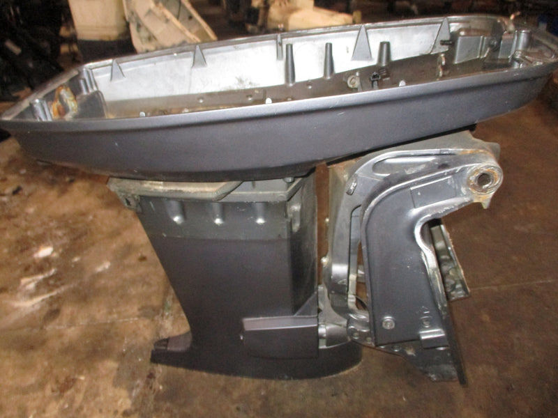 Yamaha 90hp 2 stroke outboard 20" shaft mid section
