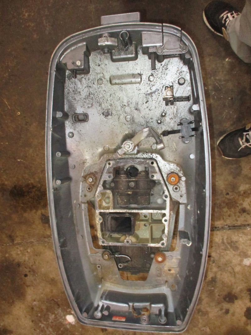 Yamaha 90hp 2 stroke outboard 20" shaft mid section