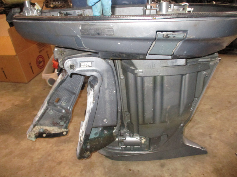 Yamaha 200hp 4 stroke outboard 25" shaft midsection