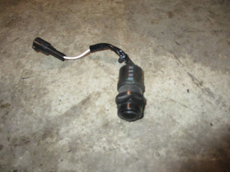 Suzuki DF20 20hp outboard start button