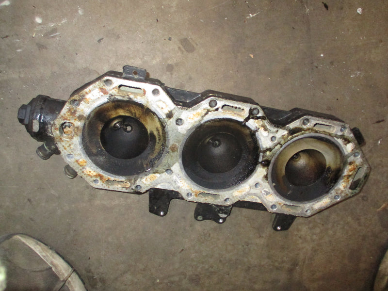 Evinrude ETEC 200hp outboard port cylinder head (350569)