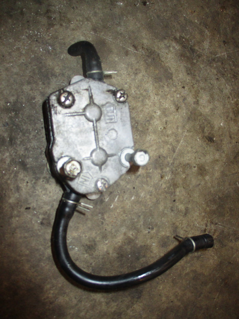 Yamaha 40hp 2 stroke outboard fuel pump (6A0-24410-00-00)