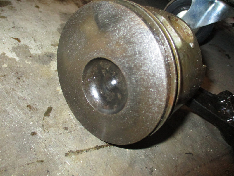 Evinrude ETEC 225hp outboard starboard piston and rod (5006517)
