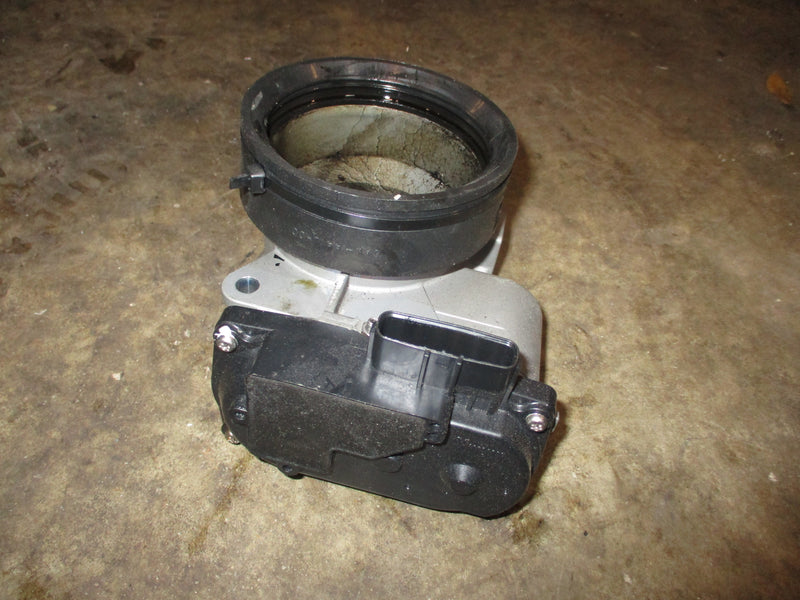 Yamaha 4.2L 300hp 4 stroke outboard throttle body (6CB-13751-00-00)