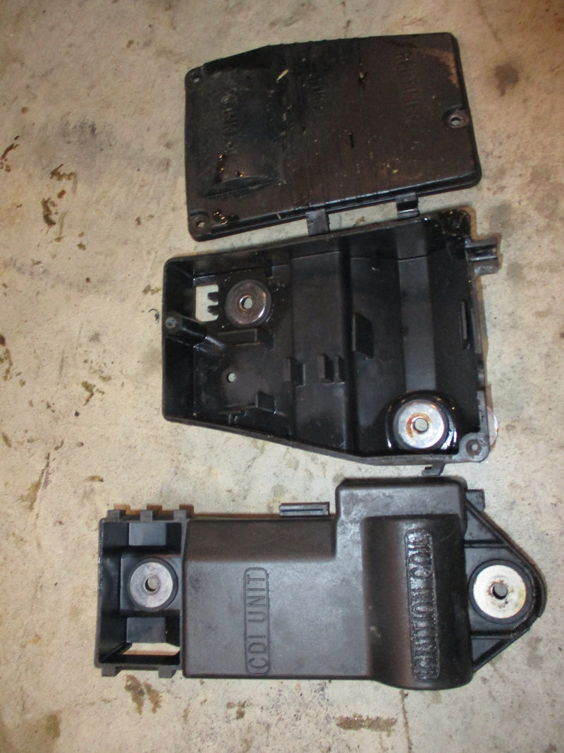 Suzuki DT40 40hp outboard electronics boxes (32890-94401)