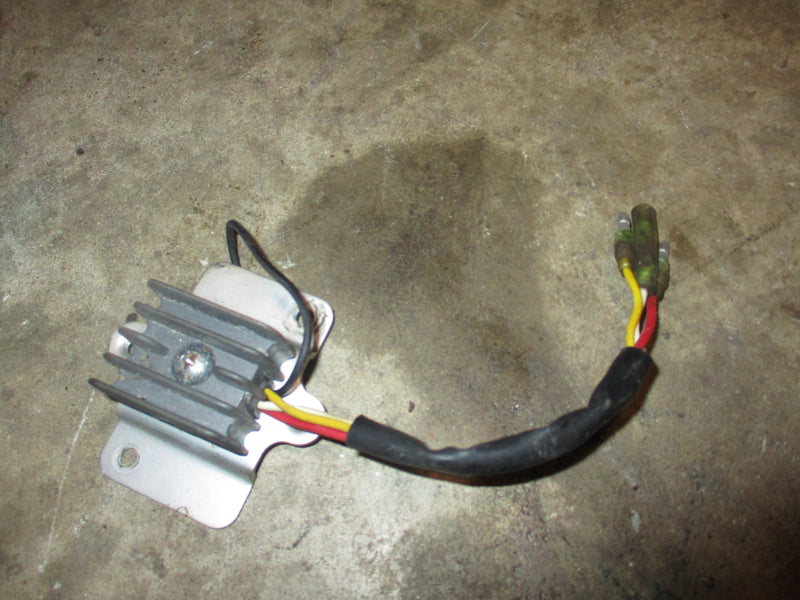 Suzuki 55hp 2 stroke outboard rectifier regulator (32800-95D01)