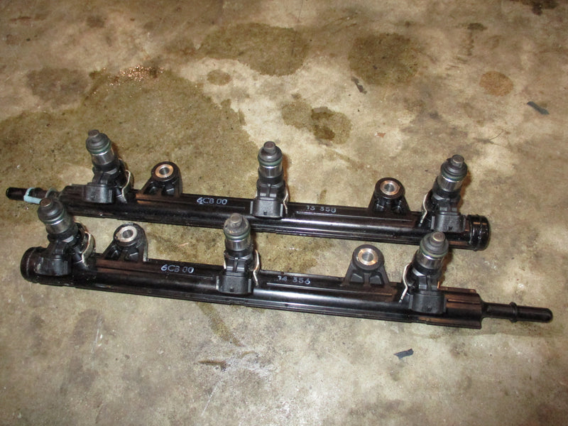 Yamaha 4.2L 300hp 4 stroke outboard fuel rail and injector set (6CB-13161-00-00)