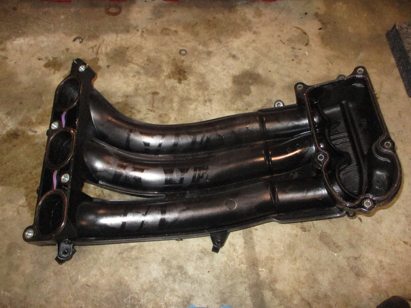 Yamaha 4.2L 300hp 4 stroke outboard intake manifold (6CE-13641-00-00)