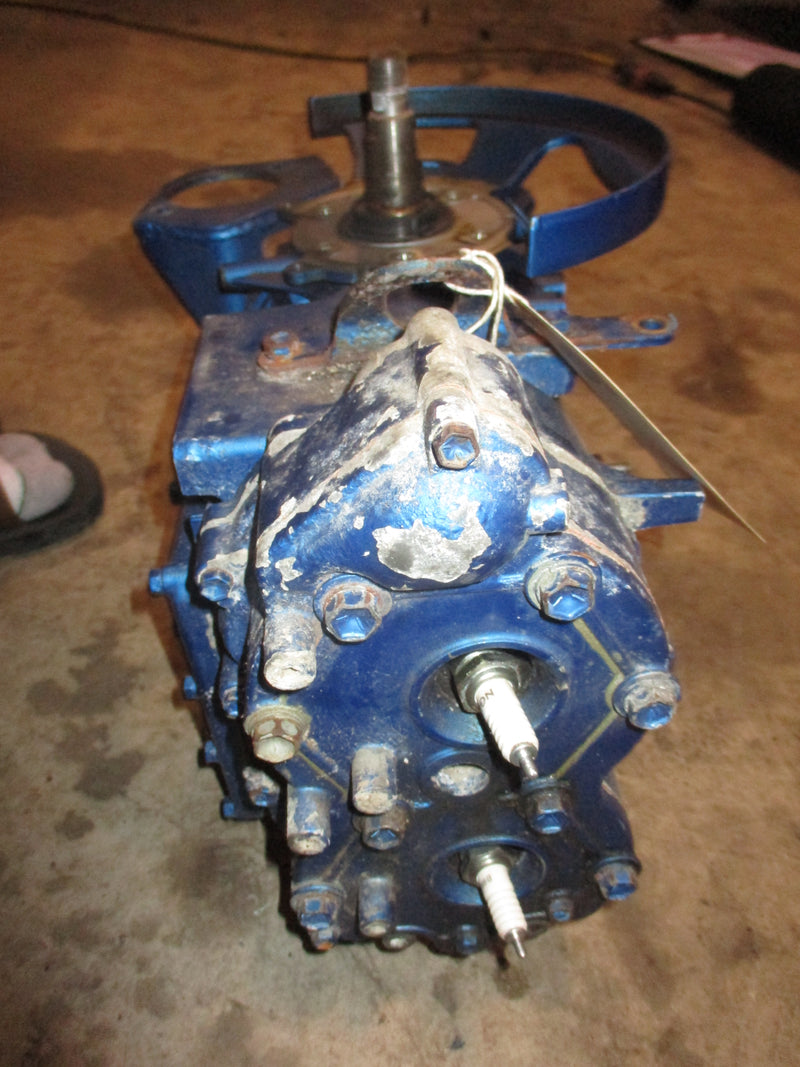 Suzuki DT65 65hp outboard crankcase powerhead