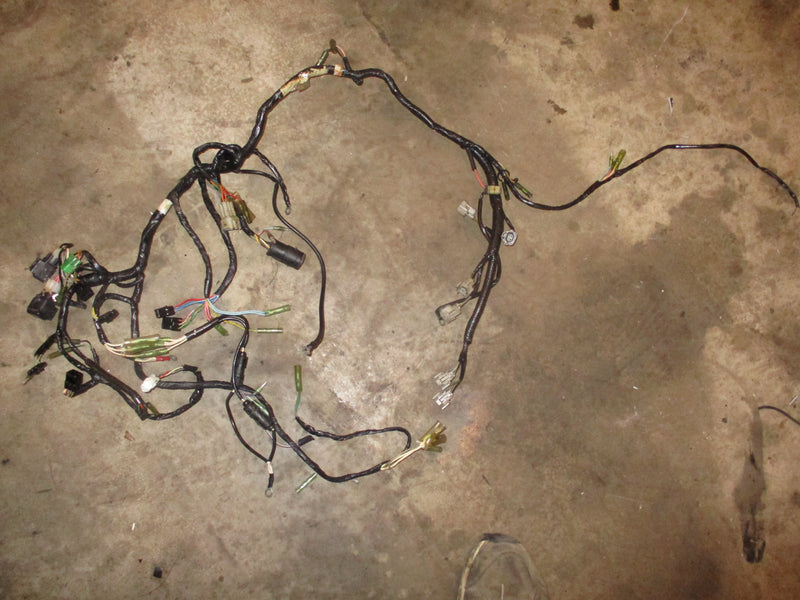 Suzuki DT200 200hp outboard engine wiring harness (36610-92E20)
