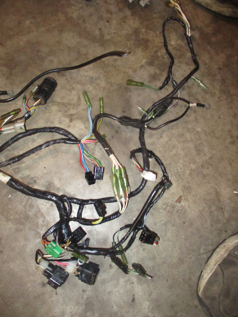 Suzuki DT200 200hp outboard engine wiring harness (36610-92E20)