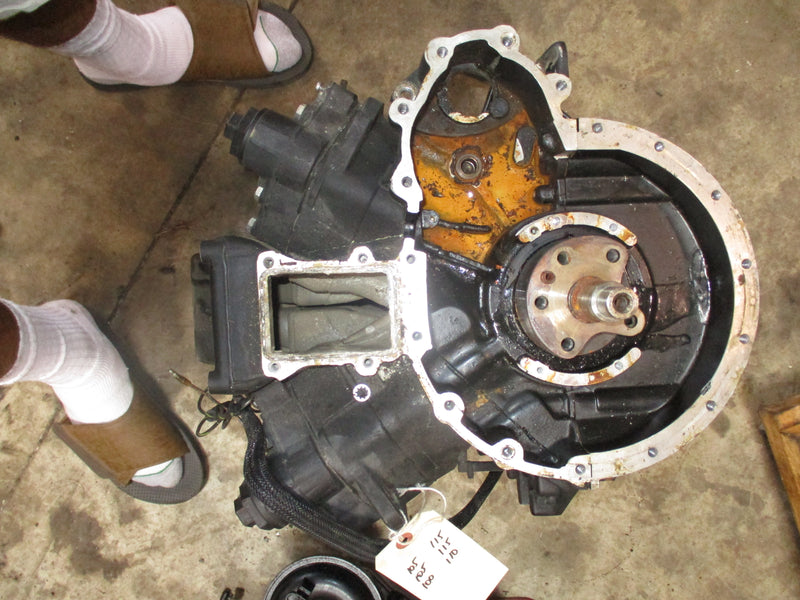 Evinrude 150hp Ocean Pro outboard crankcase powerhead