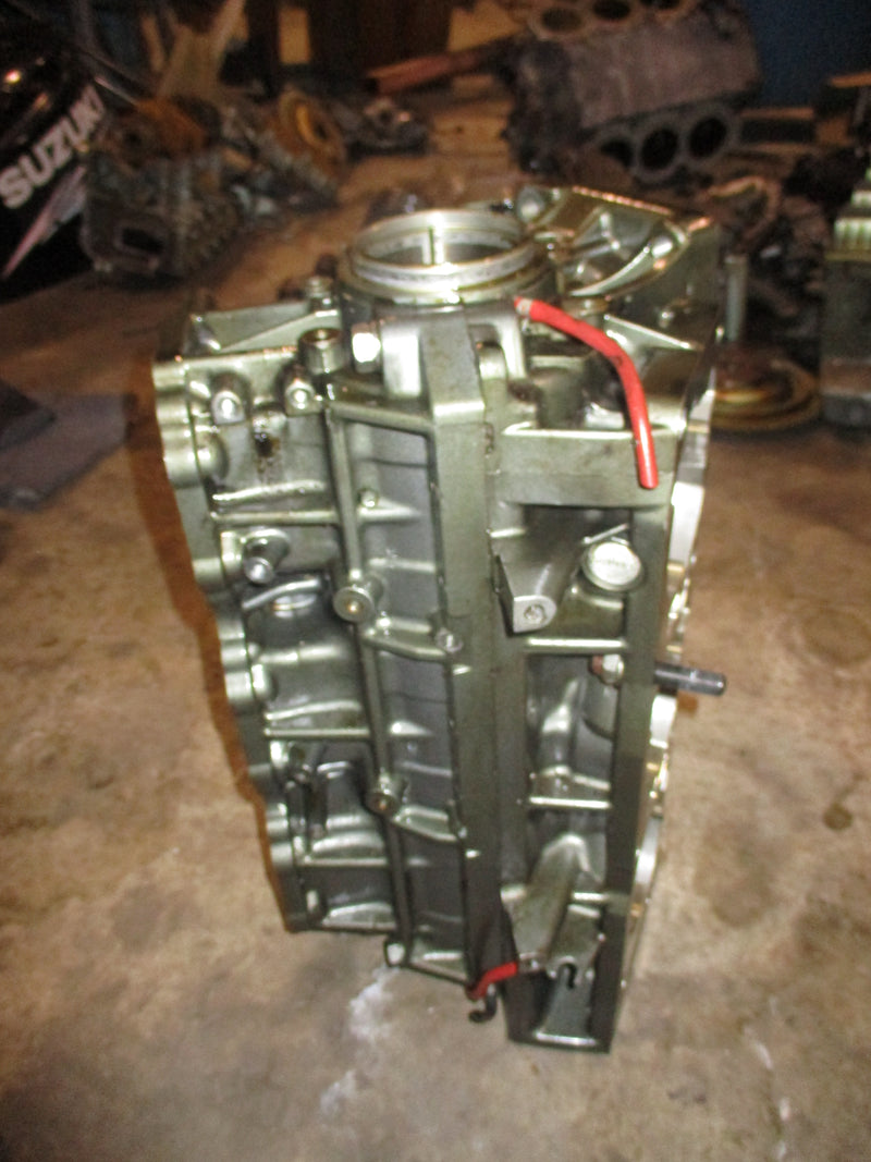 Suzuki DT200 200hp outboard cylinder block