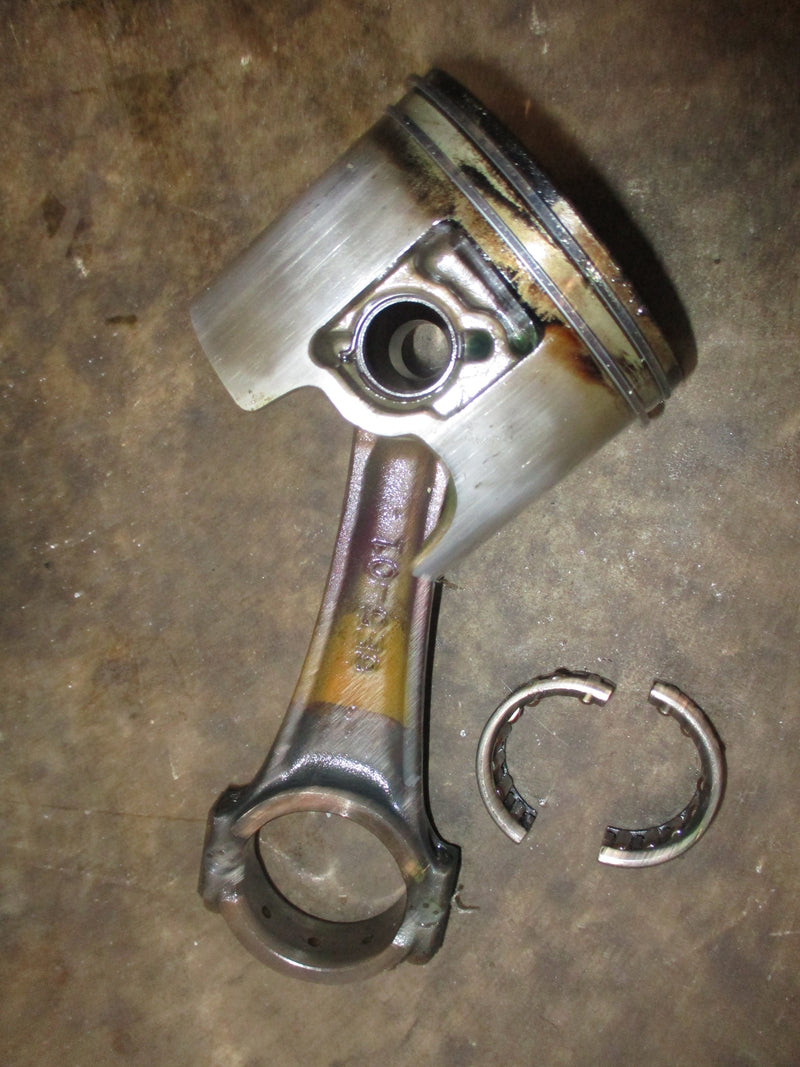 Yamaha 150hp 2 stroke outboard starboard piston and rod (6K7-01)