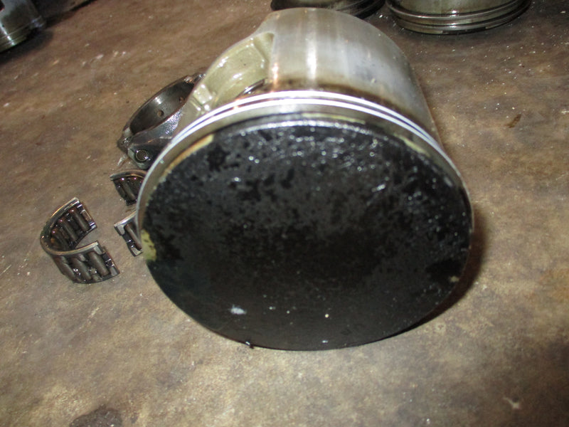 Yamaha 150hp 2 stroke outboard starboard piston and rod (6K7-01)