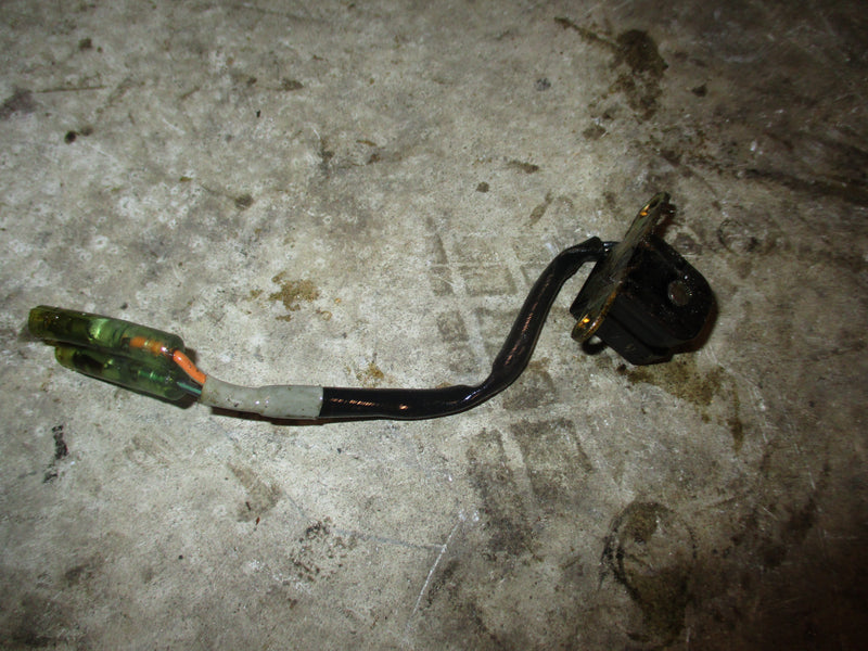 Suzuki DT200 200hp outboard timing coil (mounts by starter)