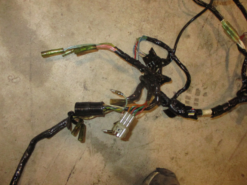 Suzuki DT200 200hp outboard engine wiring harness (36610-92E20)