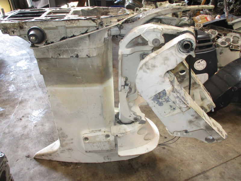 Johnson 200hp 2 stroke outboard 25" shaft midsection