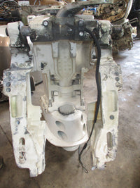 Load image into Gallery viewer, Johnson 200hp 2 stroke outboard 25" shaft midsection
