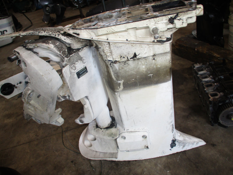 Johnson 200hp 2 stroke outboard 25" shaft midsection
