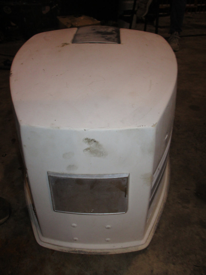 Johnson Seahorse 235hp 2 stroke outboard top cowling