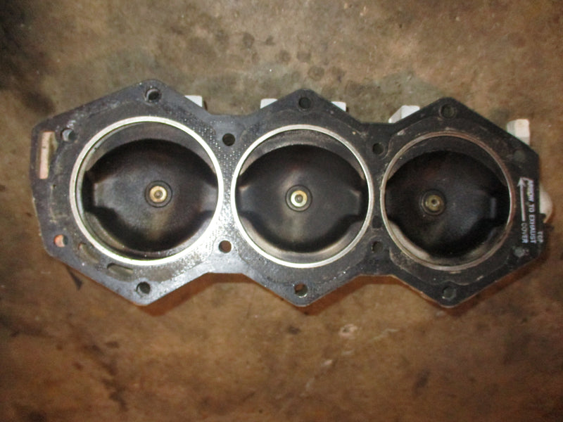 Johnson Seahorse 235hp 2 stroke outboard cylinder head (327124)