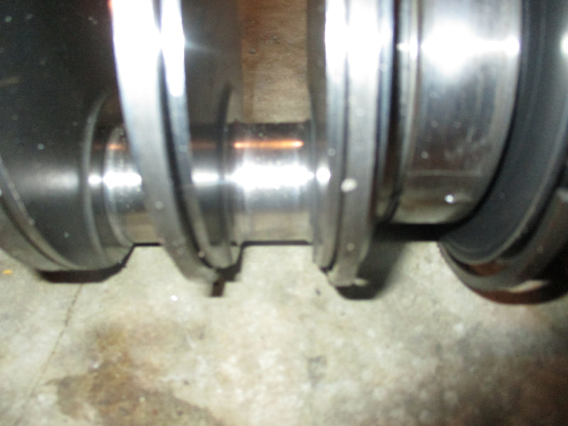 Johnson Seahorse 235hp 2 stroke outboard crankshaft (388306)