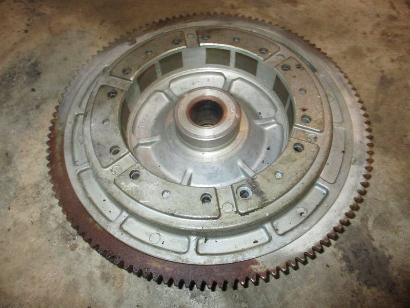 Johnson Seahorse 235hp 2 stroke outboard flywheel (582444)