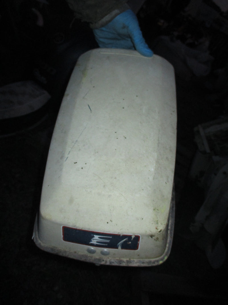 Evinrude 7.5hp outboard top cowling
