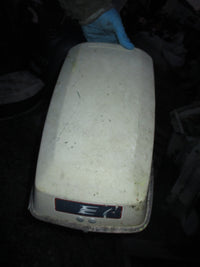 Load image into Gallery viewer, Evinrude 7.5hp outboard top cowling
