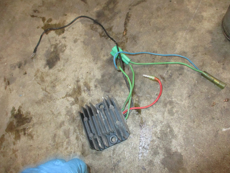 Yamaha 90hp 2 stroke outboard rectifier regulator (6H0-81960-10-00)
