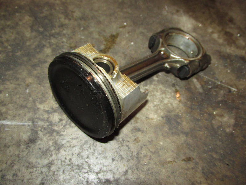 Johnson Suzuki 50hp 4 stroke outboard piston and rod (5032231)
