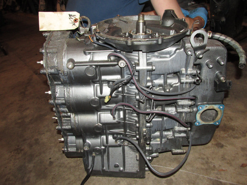 Suzuki DT115 outboard crankcase powerhead