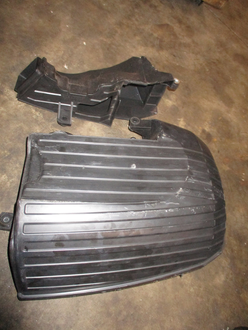 Suzuki DF90 90hp outboard intake silencer (13810-90J00)