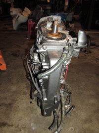 Load image into Gallery viewer, Suzuki DT140 outboard crankcase powerhead
