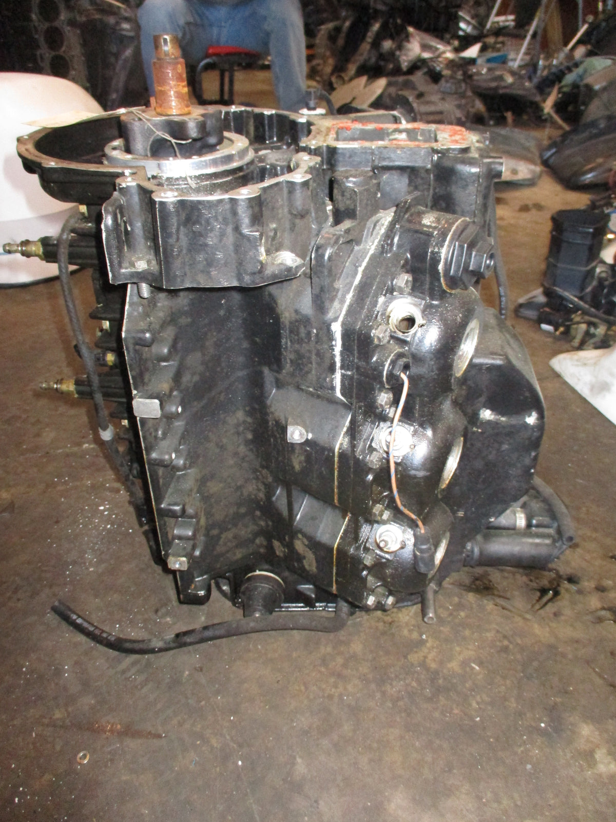 Johnson Ficht 175hp 2 stroke outboard crankcase powerhead