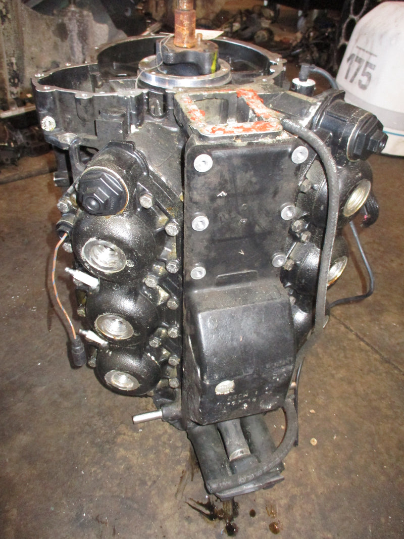 Johnson Ficht 175hp 2 stroke outboard crankcase powerhead